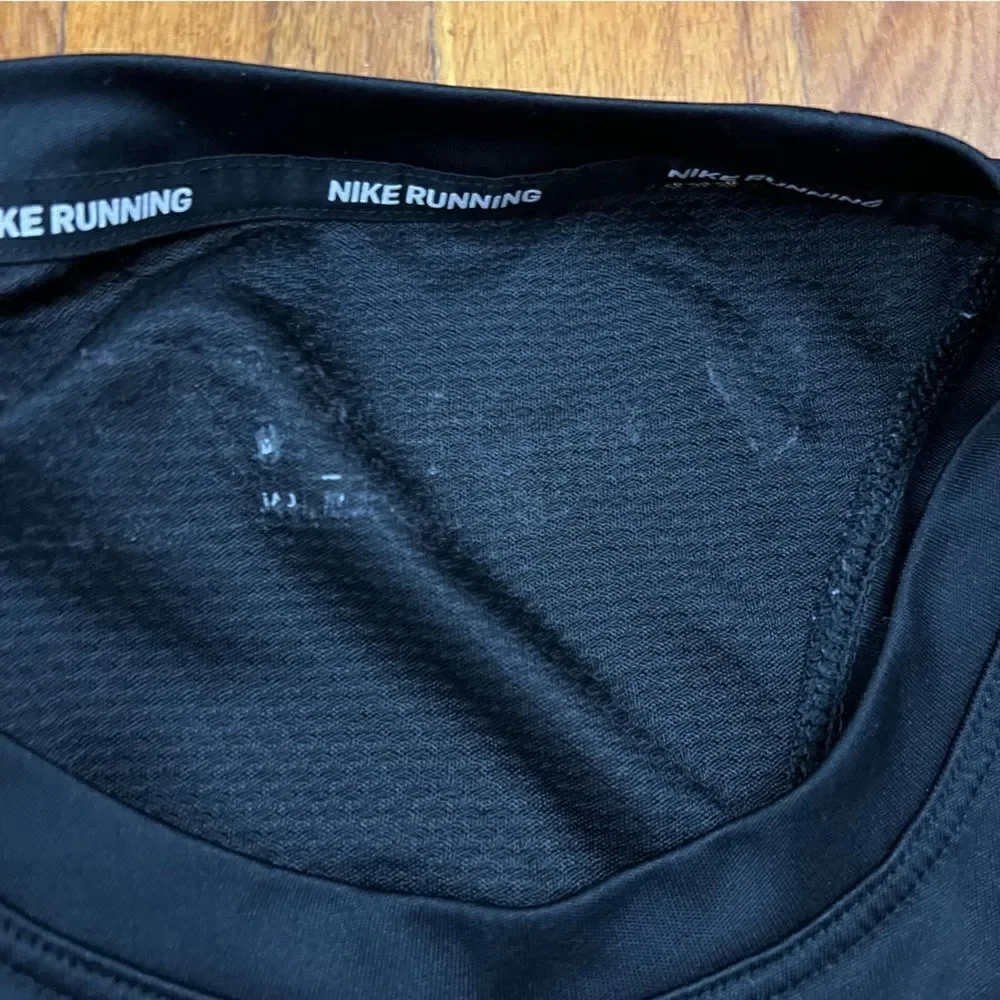 Nike Running Top Big Swoosh Women's Small